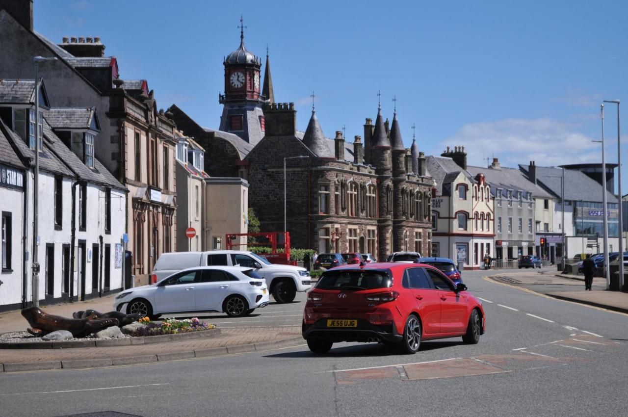 No5 Esplanade Court, Stornoway Town Centre Appartement Buitenkant foto