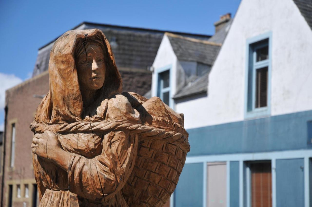 No5 Esplanade Court, Stornoway Town Centre Appartement Buitenkant foto