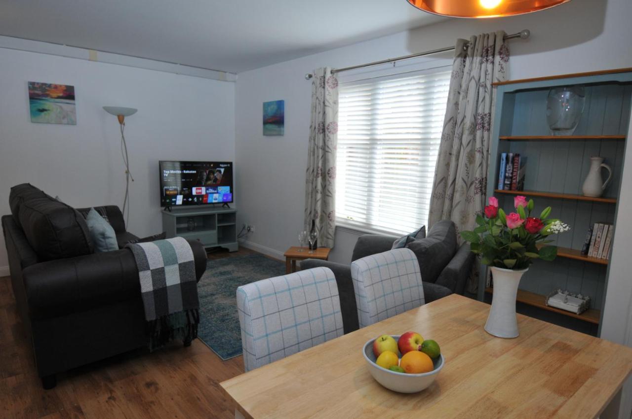 No5 Esplanade Court, Stornoway Town Centre Appartement Buitenkant foto